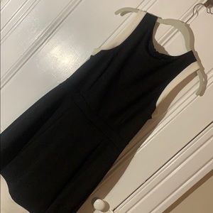 Black/cream Banana Republic Dress. Size 6